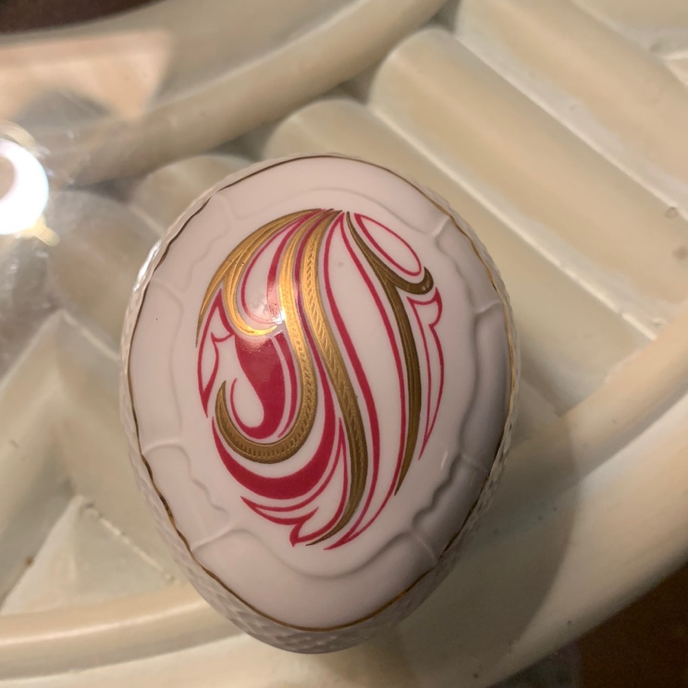 vintage RGK hand painted porcelain egg